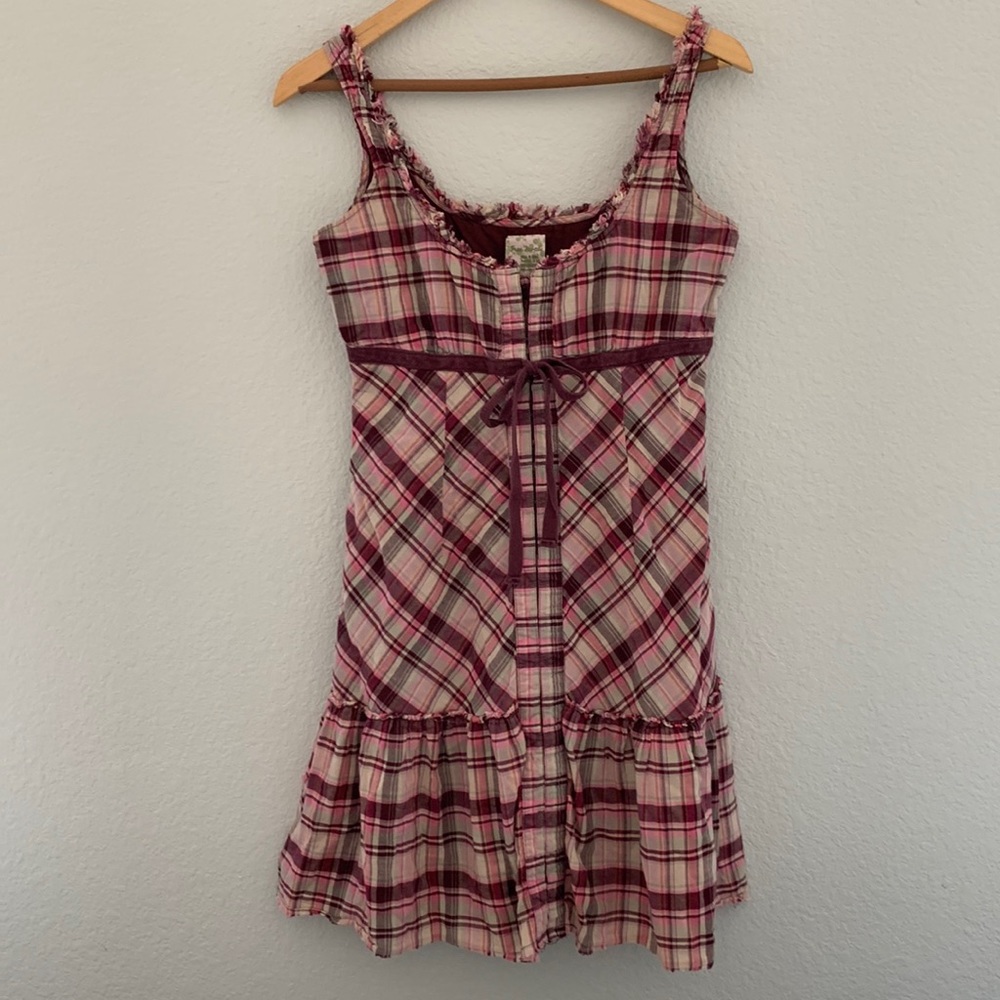 Free People sundress. Eye hook closure top to bottom. Surfer Cool Feminine